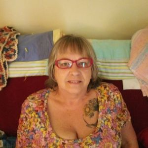 Meet your Posher, Debbie